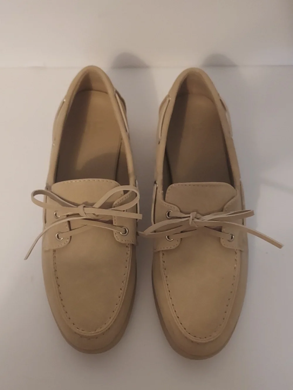 JustFab Faux Suede Boat Shoe Beige Tan Cream Size 7